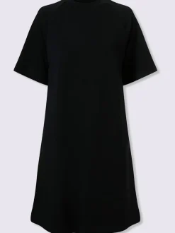 Robe facile à enfiler avec encolure ronde et manches raglan