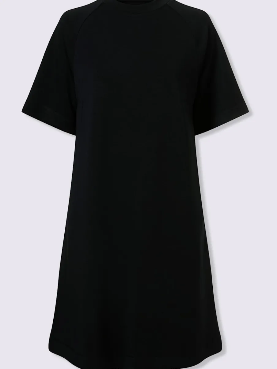 Robe facile à enfiler avec encolure ronde et manches raglan