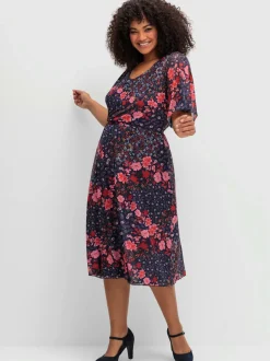 Robe à fleurs élastique à la taille