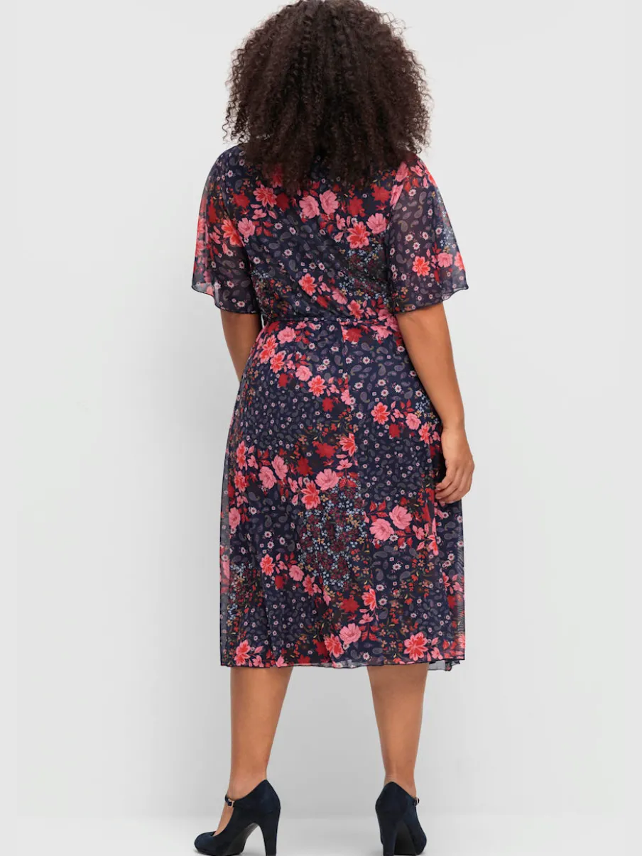 Robe à fleurs élastique à la taille