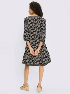 Robe imprimée avec col V et manches 3/4 élastiques
