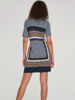 Robe jersey douce motif géométrique encolure ronde manches courtes