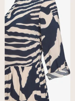 Robe longue avec encolure ronde et manches 3/4 à imprimé animal