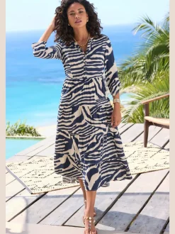 Robe longue avec encolure ronde et manches 3/4 à imprimé animal