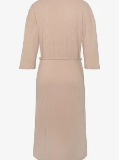 Robe longue côtelée avec encolure en v ajustée