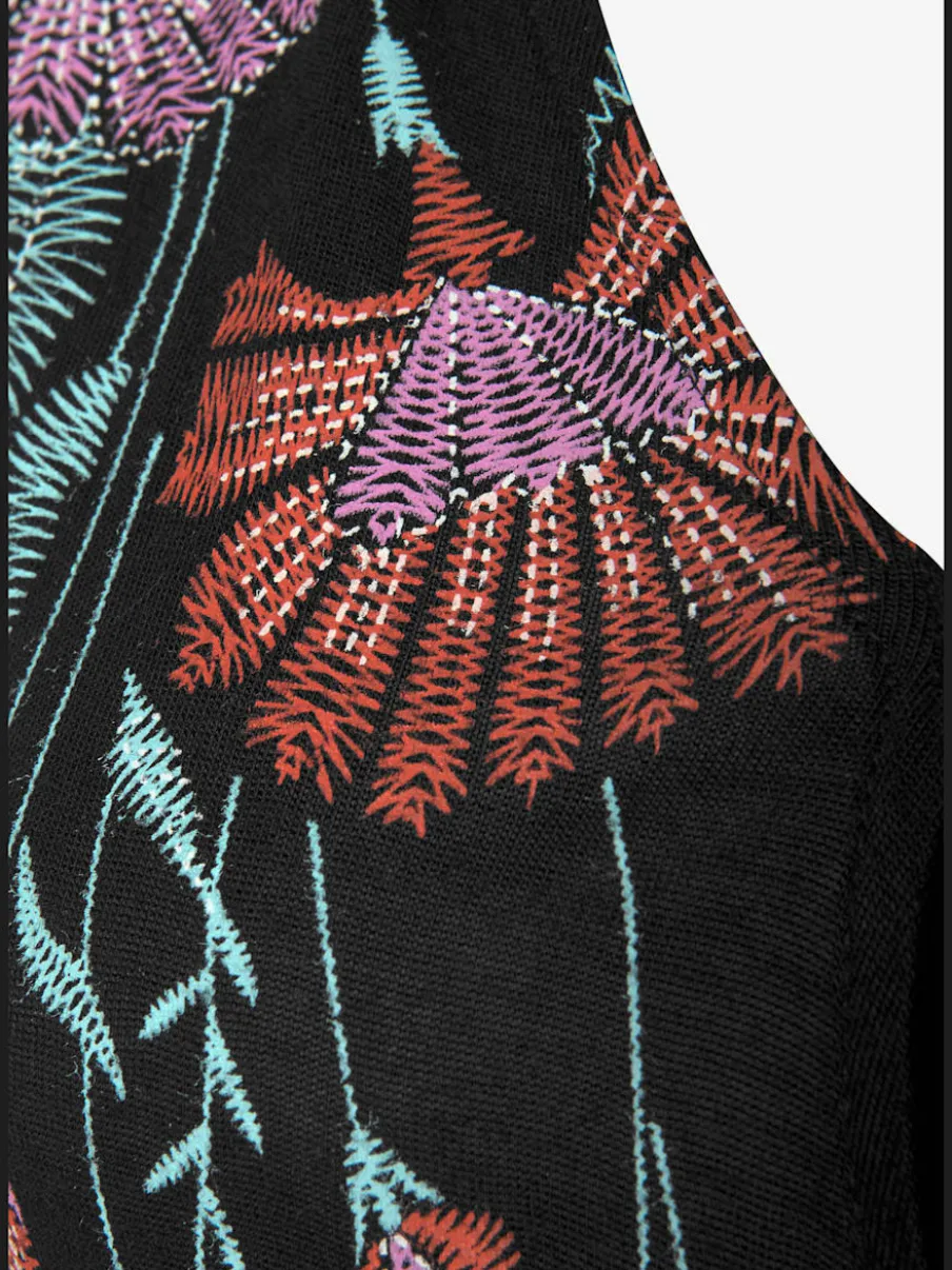 Robe longue encolure V avec motifs brodés sur le devant
