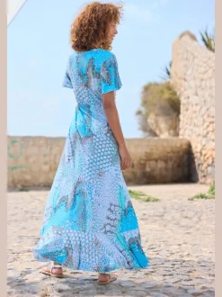 Robe longue en V avec volants et fente élégante