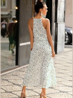 Robe longue fines bretelles spaghetti avec motifs à pois