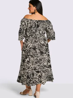 Robe longue peut être porté en encolure ronde ou carmen