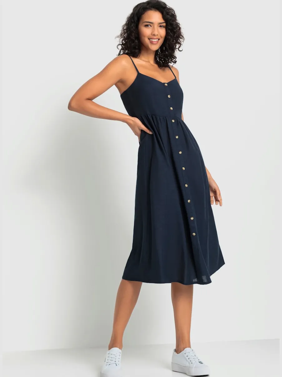 Robe midi avec empiècement smoké et boutons devant