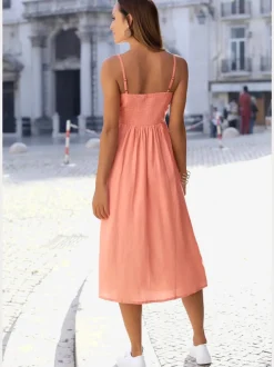 Robe midi avec empiècement smoké et boutons devant