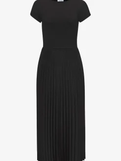 Robe mi-longue avec jupe plissée et col rond