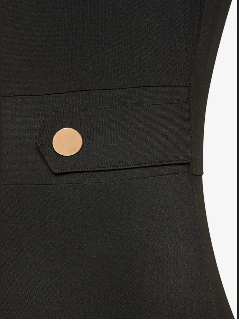 Robe mi-longue à encolure ronde avec larges bretelles et coupe cintrée
