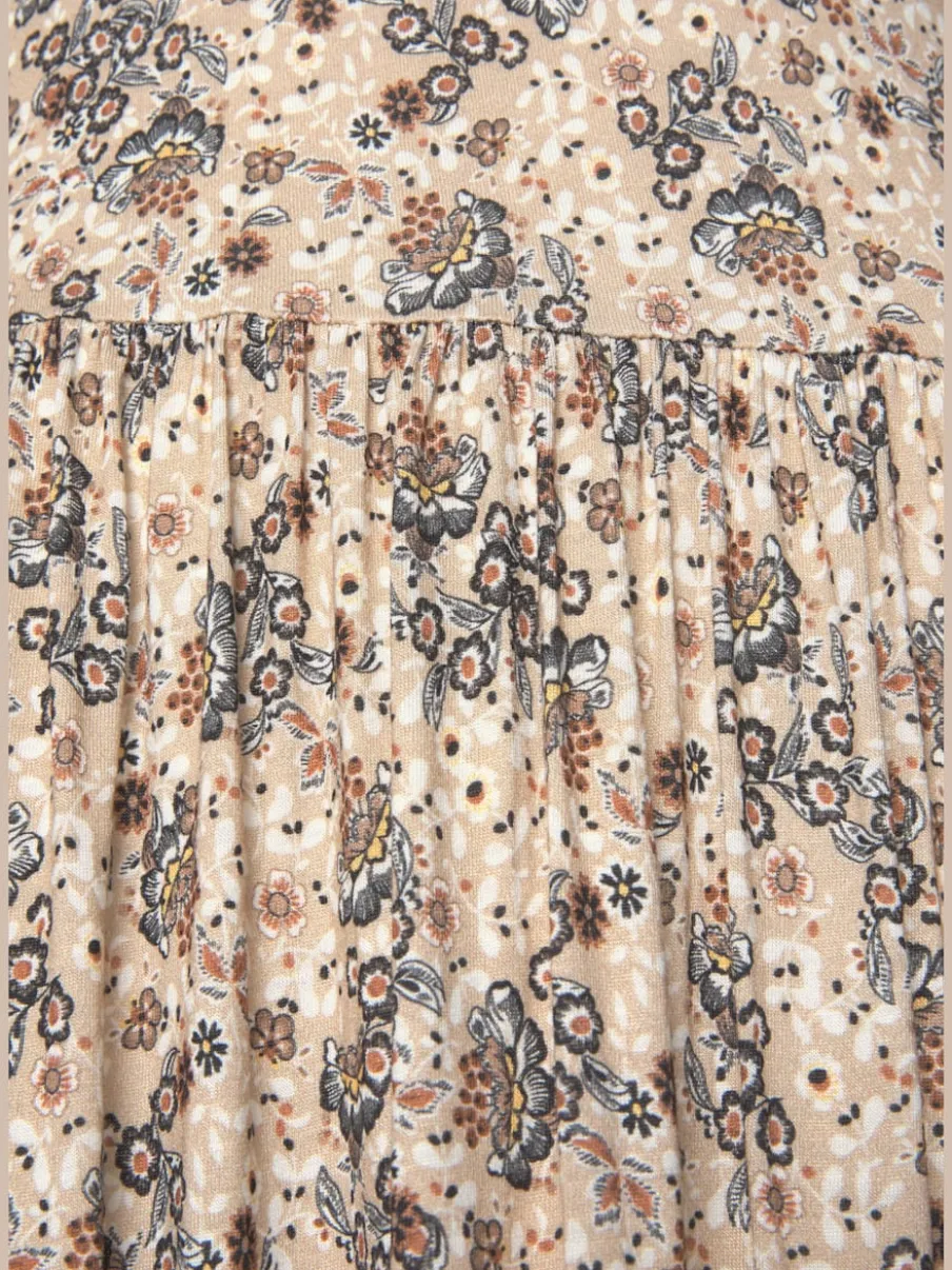 Robe mi-longue à larges bretelles avec imprimé floral