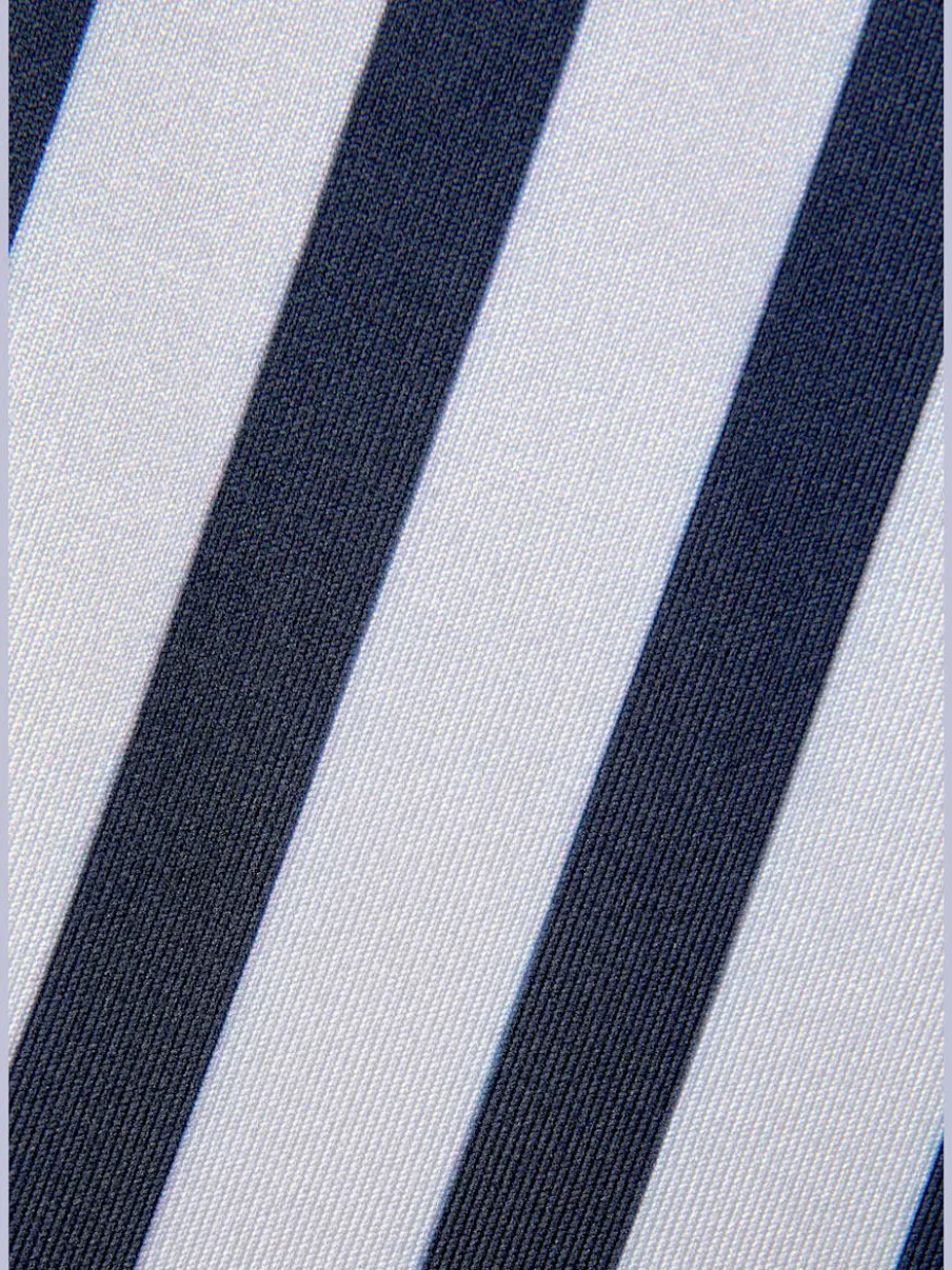 Robe portefeuille à col v avec rayures verticales