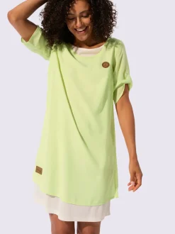 Robe tissée à encolure ronde et manches courtes retroussables