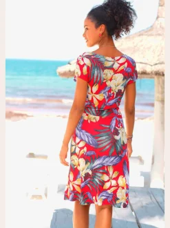 Robe t-shirt cintrée avec col V et manches courtes en viscose