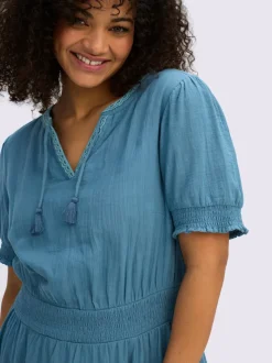Robe tunique encolure ronde avec v ouvert et lien à nouer