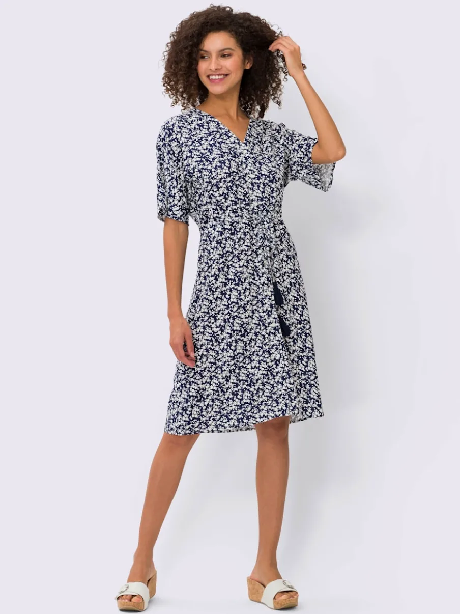Robe évasée col V avec imprimé floral et lien
