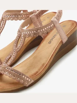 Sandales avec détails brillants tendance