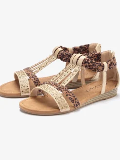 Sandales avec superbes éléments décoratifs au style ethnique
