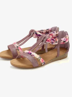 Sandales avec superbes éléments décoratifs au style ethnique