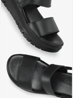 Sandales élégantes en cuir de qualité avec semelle chunky tendance