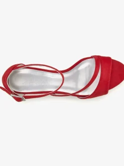 Sandales style féminin élégant, inspiré du talon kitten heel