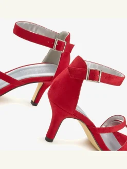 Sandales style féminin élégant, inspiré du talon kitten heel