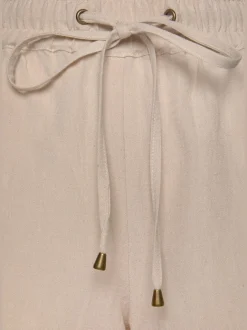 Short d'été léger avec ceinture élastique et poches fendues