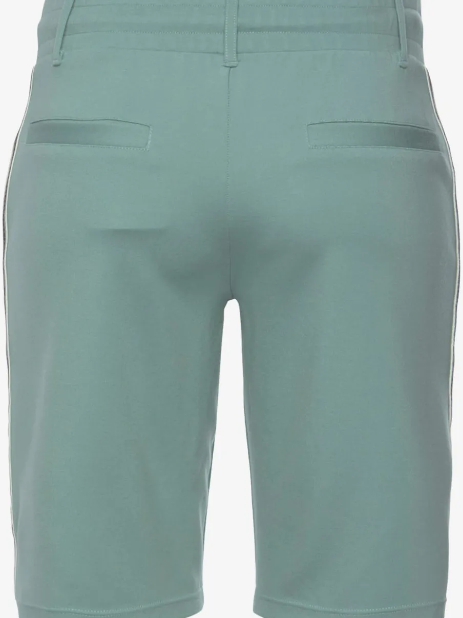 Shorts bermuda doux avec lien à nouer et poches latérales