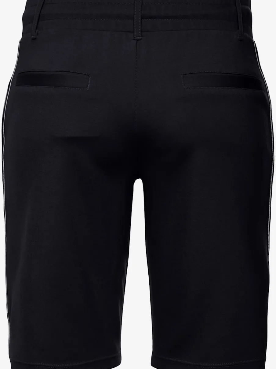 Shorts bermuda doux avec lien à nouer et poches latérales