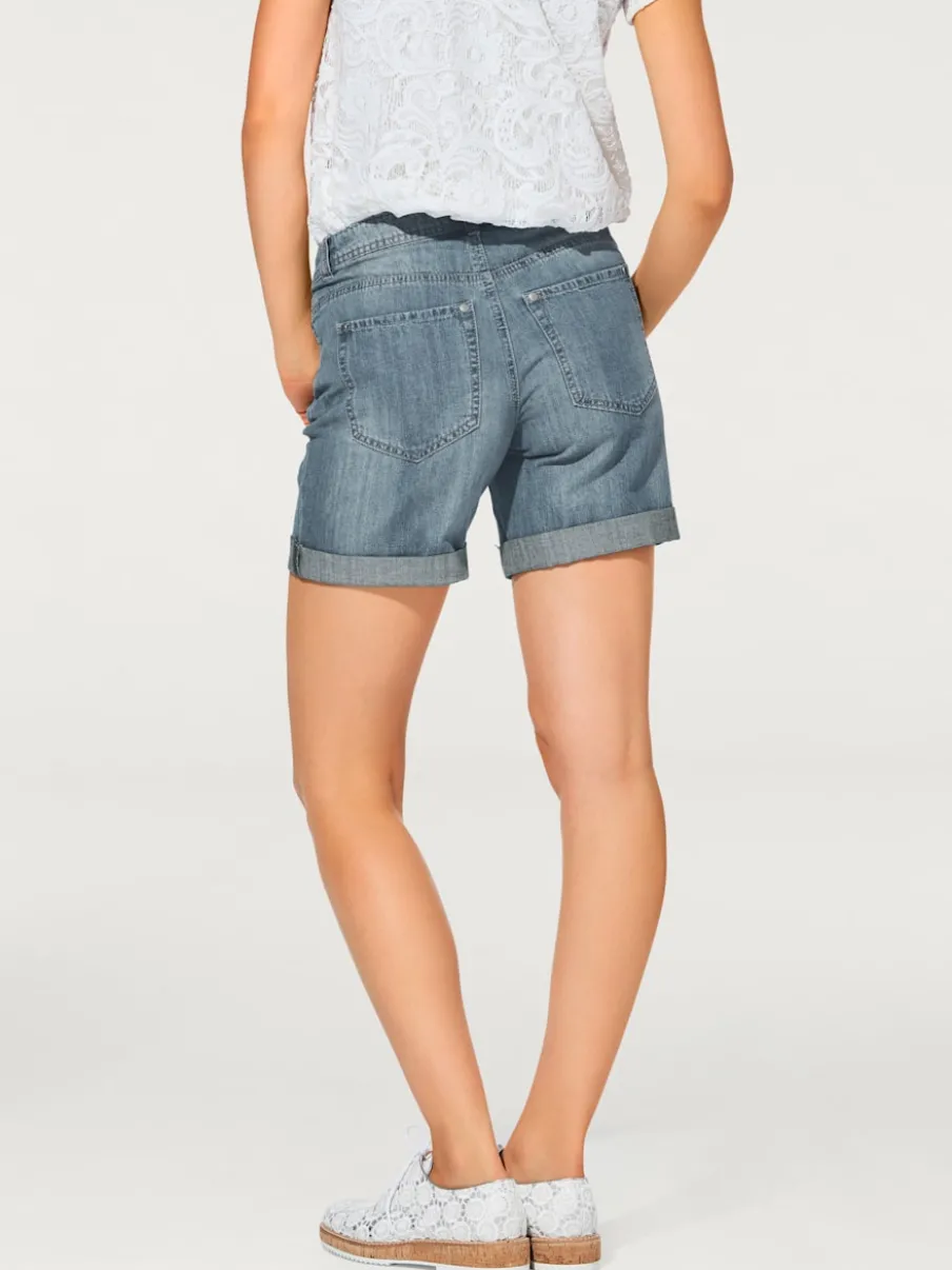Shorts en jean coupe droite à revers matière extensible