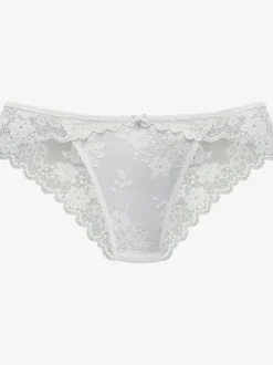 Slip féminin à la coupe élégante