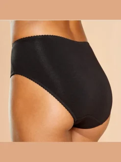 Slip gainant. coupe enveloppante