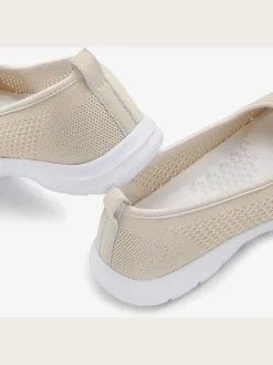 Sneakers ballerines en tant que trotteurs ultra-légers pour un confort optimal