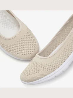 Sneakers ballerines en tant que trotteurs ultra-légers pour un confort optimal