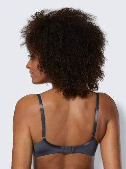 Soutien-gorge à armatures spécial t-shirt bon. b, c, d
