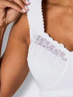 Soutien-gorge large sans armatures bon. b, c, d, e, f