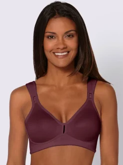 Soutien-gorge sans armatures à bonnets moulés et bretelles réglables