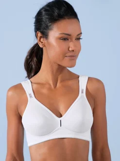 Soutien-gorge sans armatures à bonnets moulés et bretelles réglables