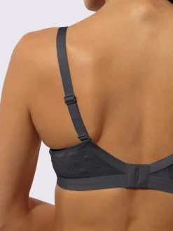 Soutien-gorge spécial t-shirt sans armatures bon. a, b, c, d