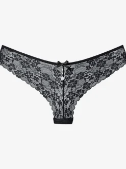 String extravagant en dentelle florale raffinée