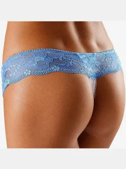 String féminin avec large ceinture en dentelle florale