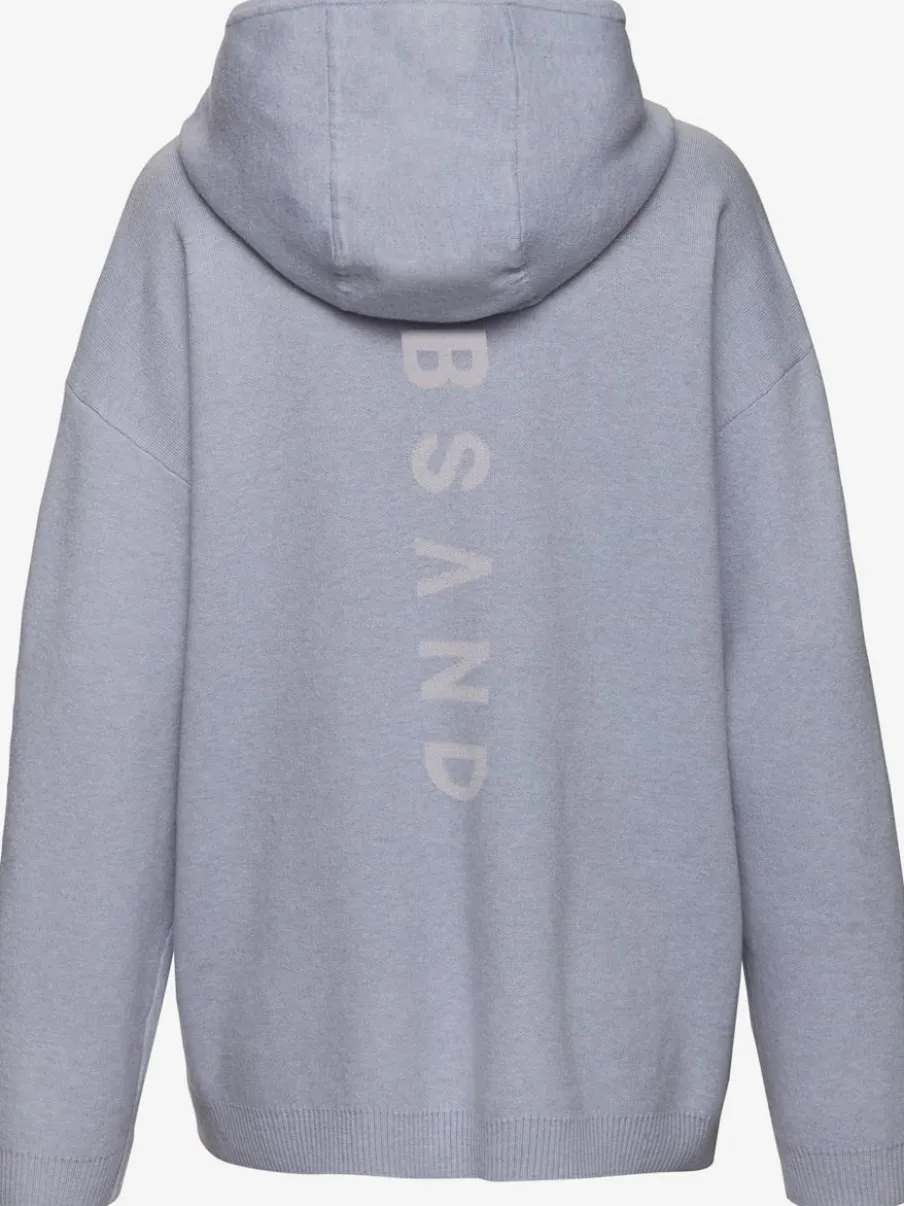Sweat à capuche en tricot doux avec manches longues et logo tricoté
