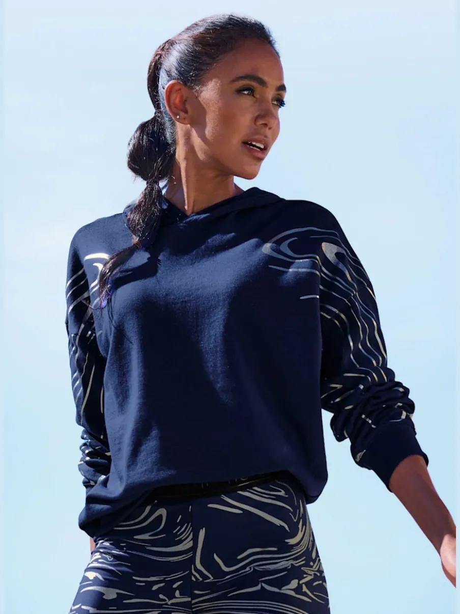 Sweat à capuche à motif abstrait avec bords-côtes doux