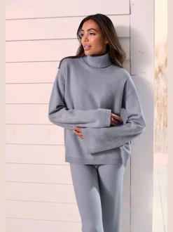 Sweater en tricot doux avec col roulé et manches longues