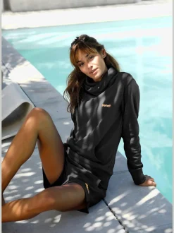 Sweatshirt long à col revers avec poche kangourou et logo cuivre