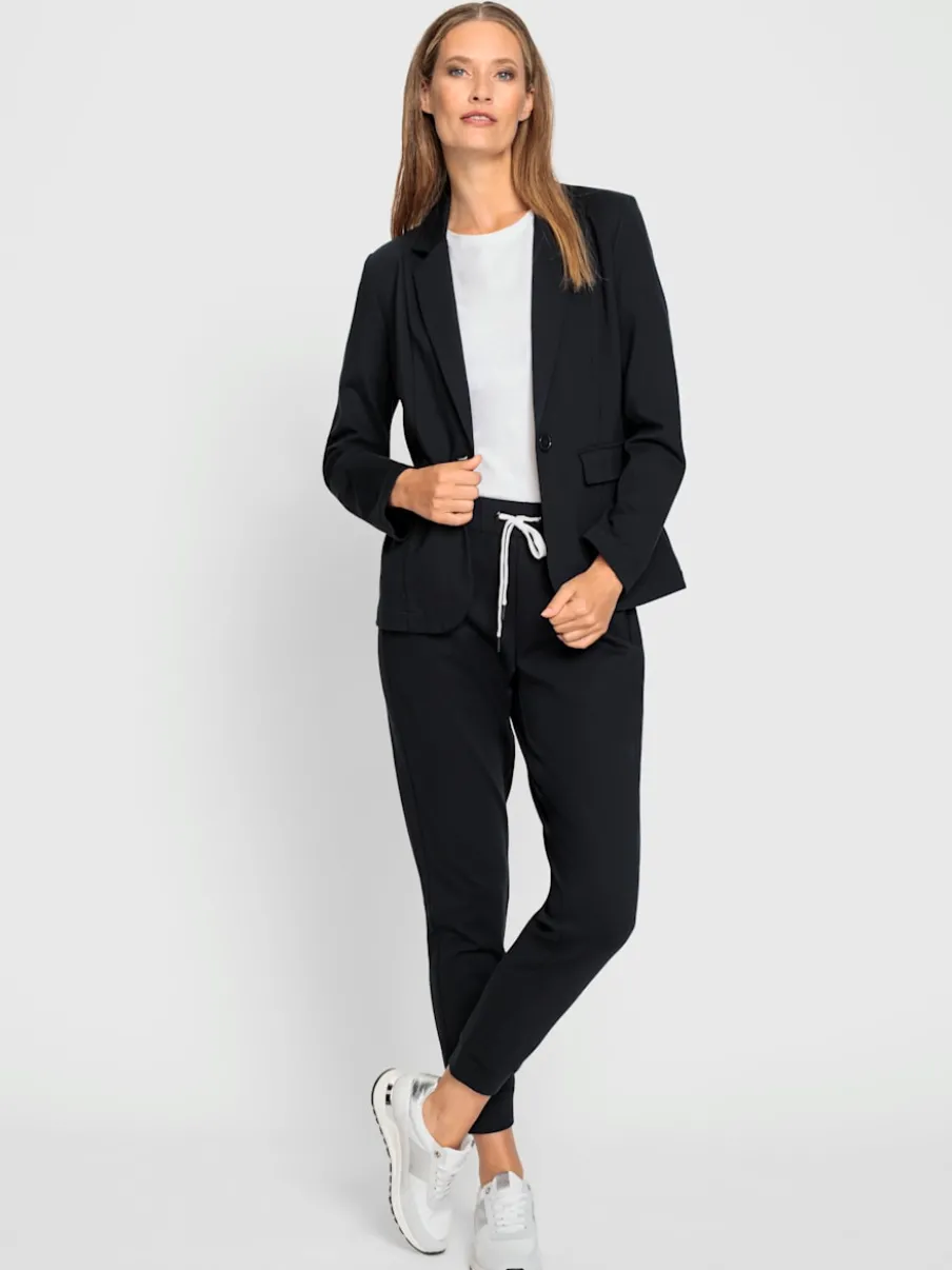 Tailleur pantalon avec blazer col revers et poches