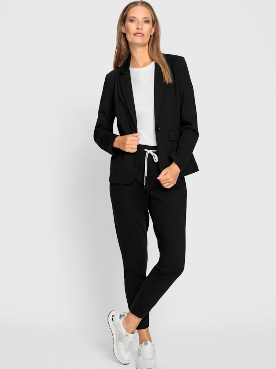 Tailleur pantalon avec blazer col revers et poches